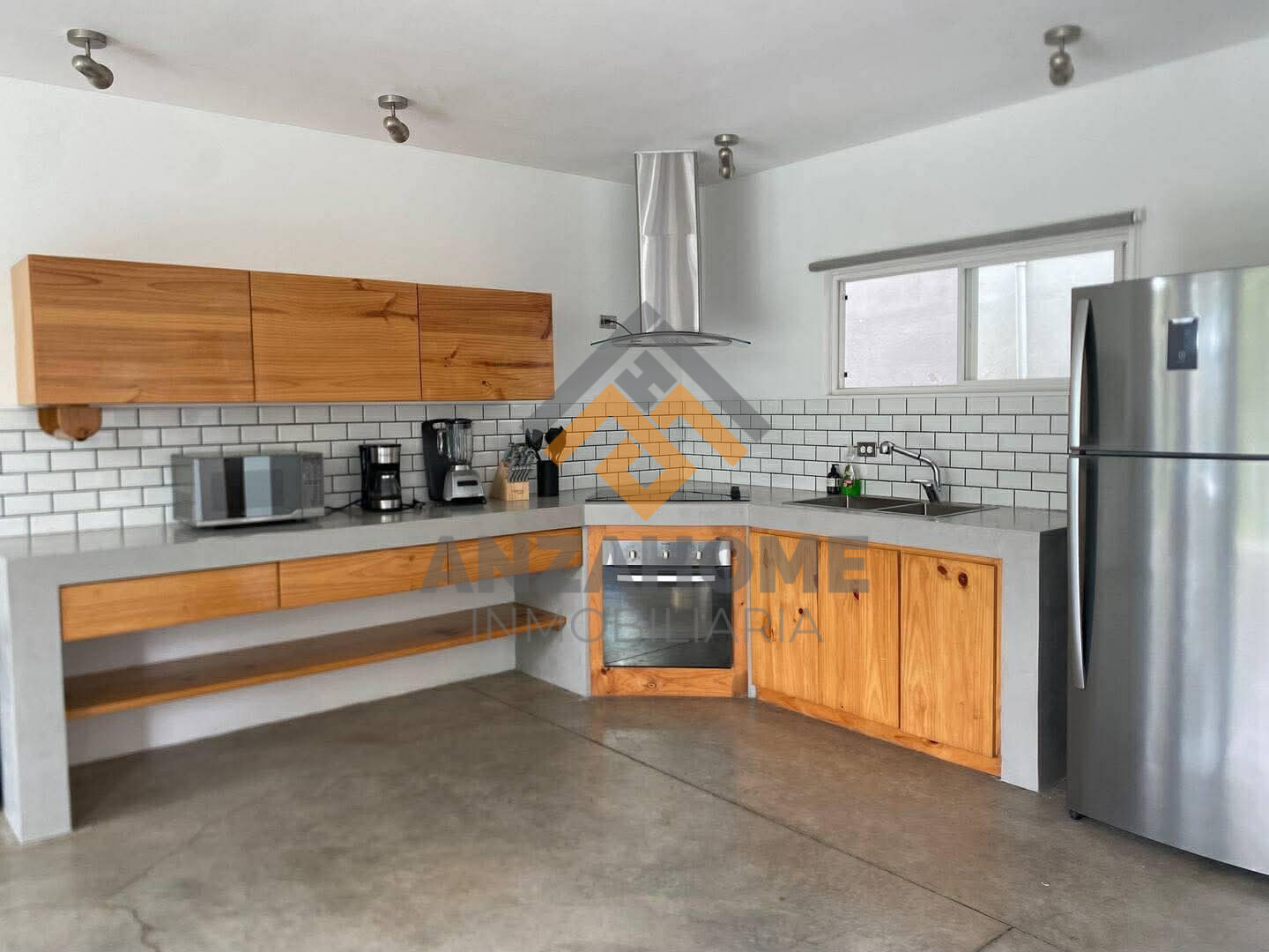 received_1297057432343963